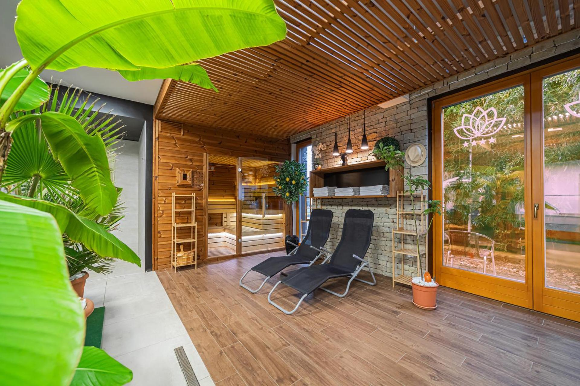 Rigotanya Relax & Wellness Panzio Buekfuerdo Hotel ภายนอก รูปภาพ